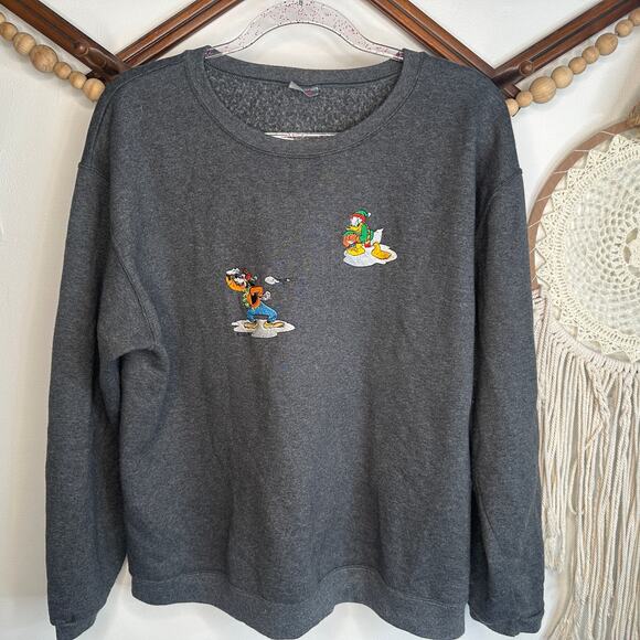Hanes Gray Goofy Donald Christmas Embroidered Crewneck - Picture 1 of 4